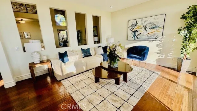 $1,345,000 | 19900 Mariposa Creek Way, Porter Ranch, CA 91326