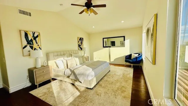 $1,345,000 | 19900 Mariposa Creek Way, Porter Ranch, CA 91326