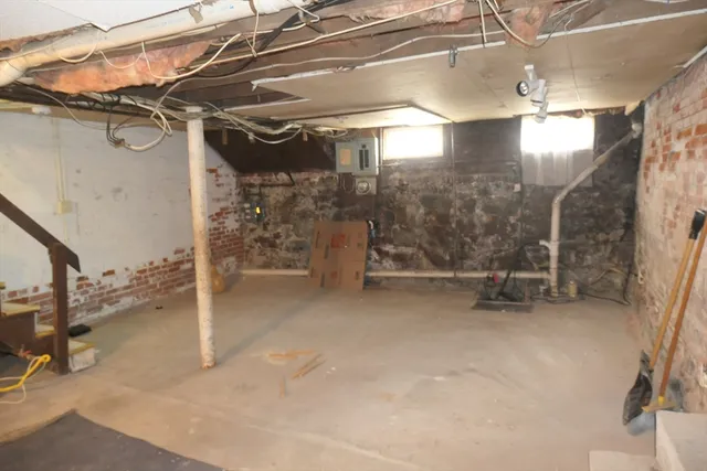 a view of a storage & utility room