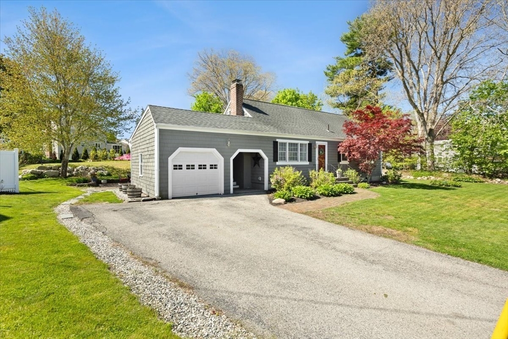 41 Utility Road Scituate, MA 02066 - Photo 3 of 42