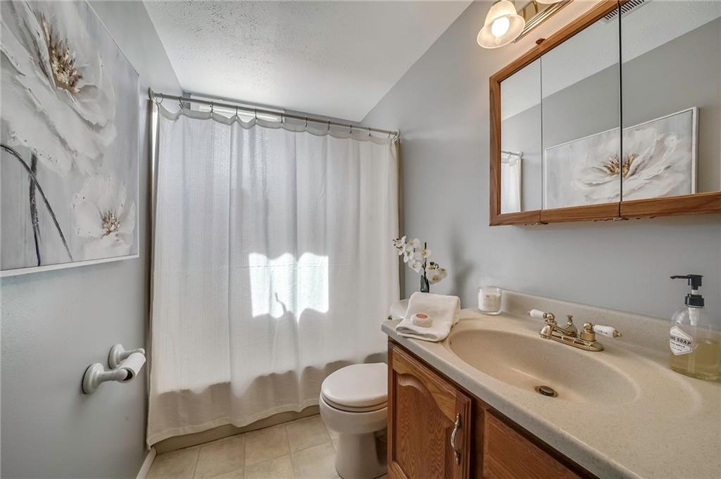 502 Aten Road Coraopolis, PA 15108 - Photo 18 of 25 Gallery Image 18