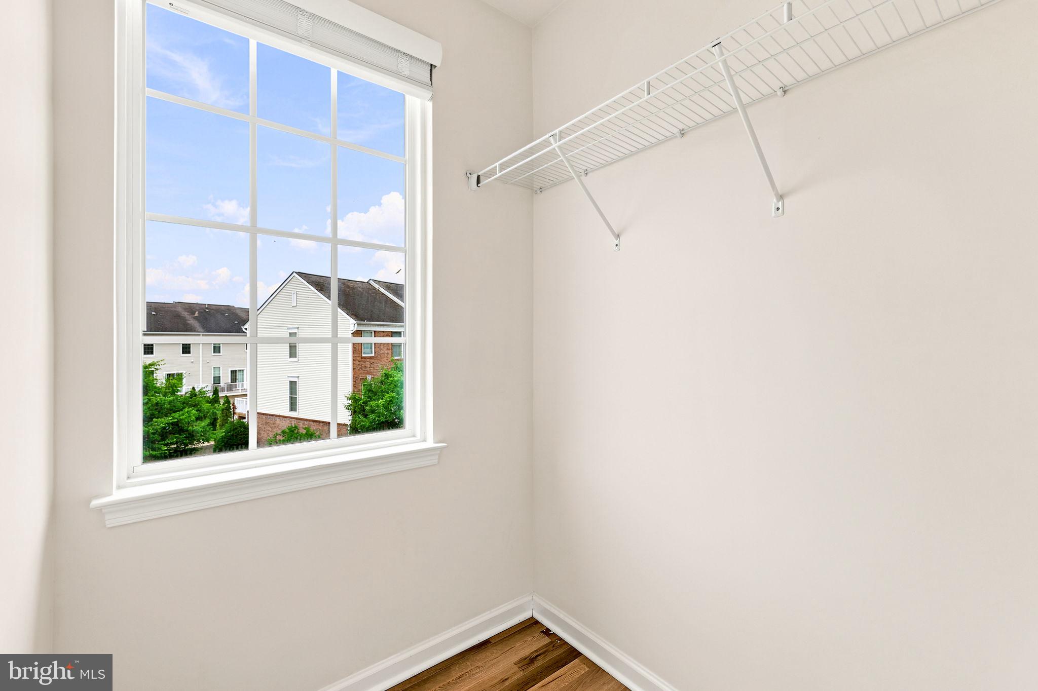 25156 Monteith Terrace Chantilly, VA 20152 - Photo 57 of 72 Bright corner with scenic views.