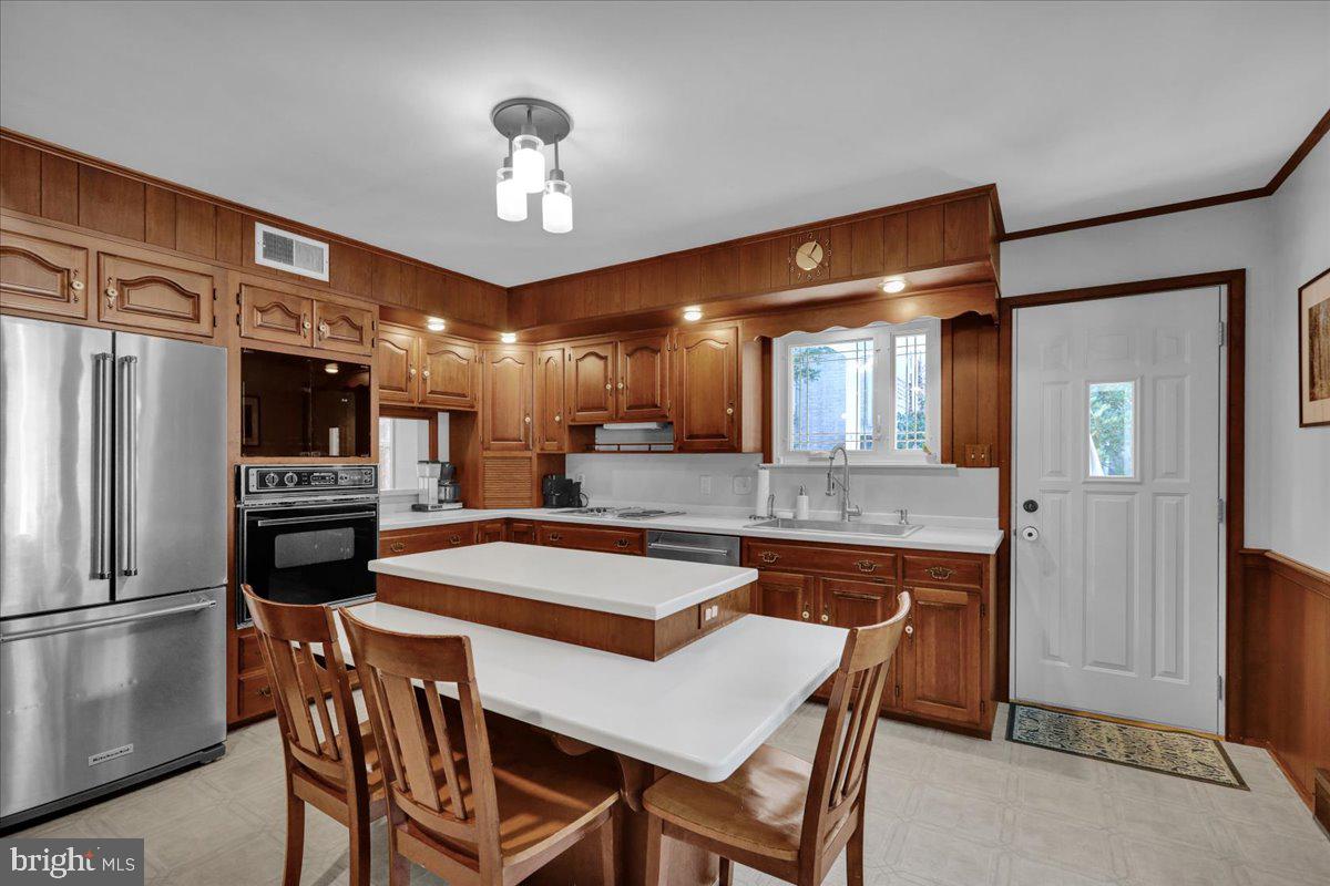 139 Hillcrest Road Mohnton, PA 19540 - Photo 6 of 33 Gallery Image 6