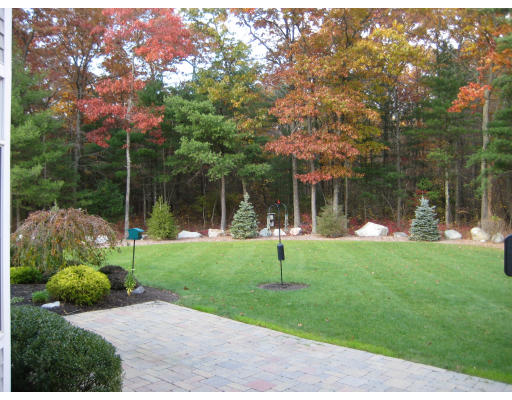 2 Aztec Way Sharon, MA 02067 - Photo 20 of 21 Gallery Image 20