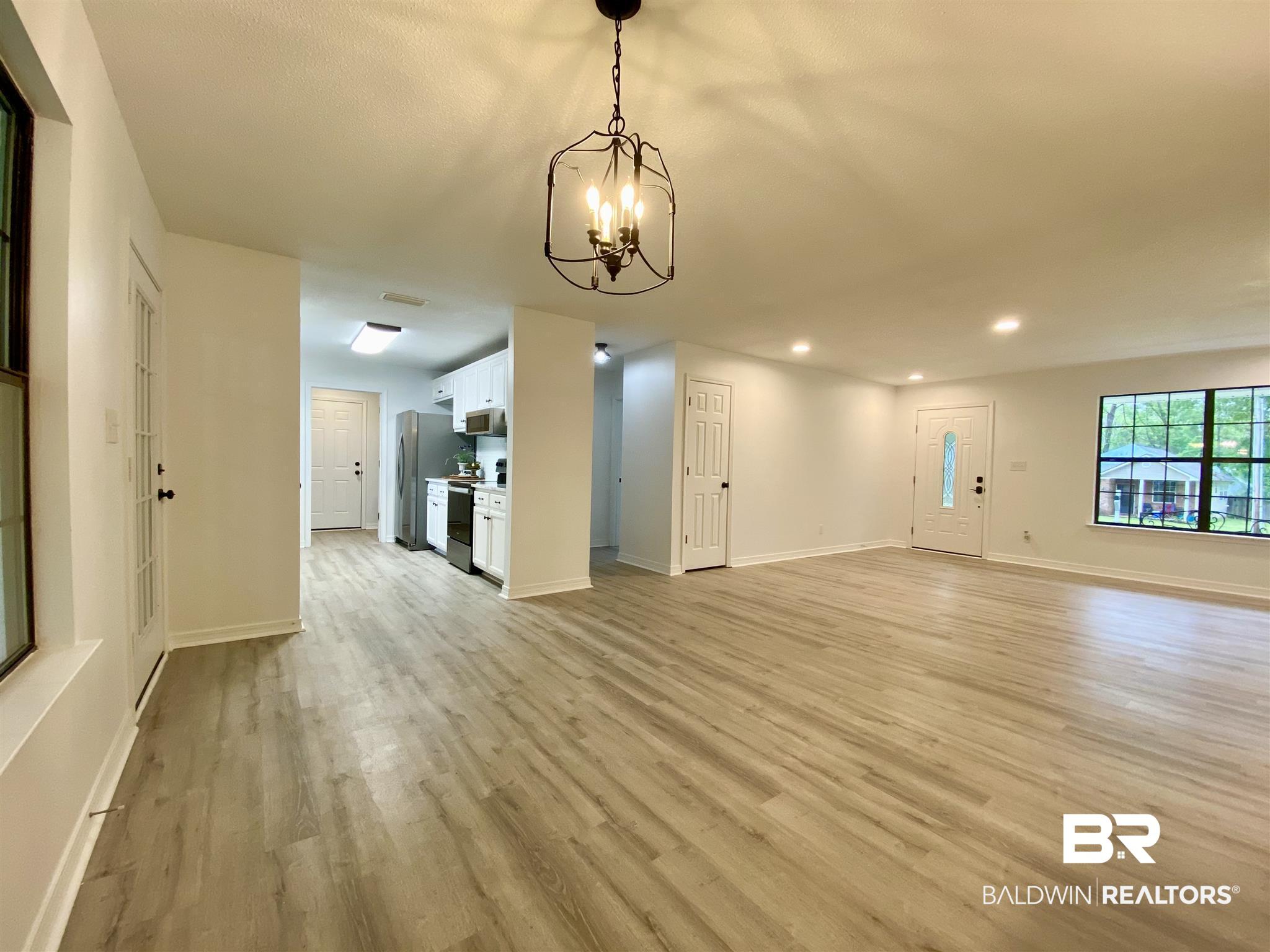 22887 Mobile Street Robertsdale, AL 36567 - Photo 10 of 31