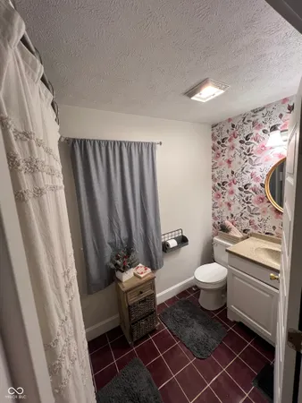 $185,400 | 645 Lexington Place, Connersville, IN 47331