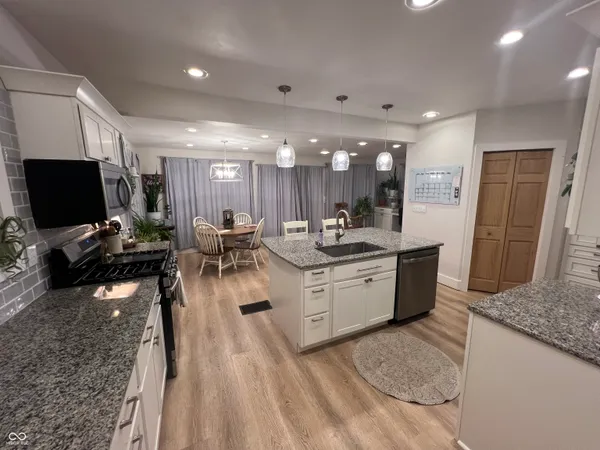 $185,400 | 645 Lexington Place, Connersville, IN 47331