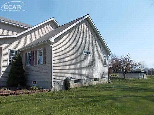 8162 Coldwater Road Flushing, MI 48433 - Photo 40 of 43 21143579-39.JPG