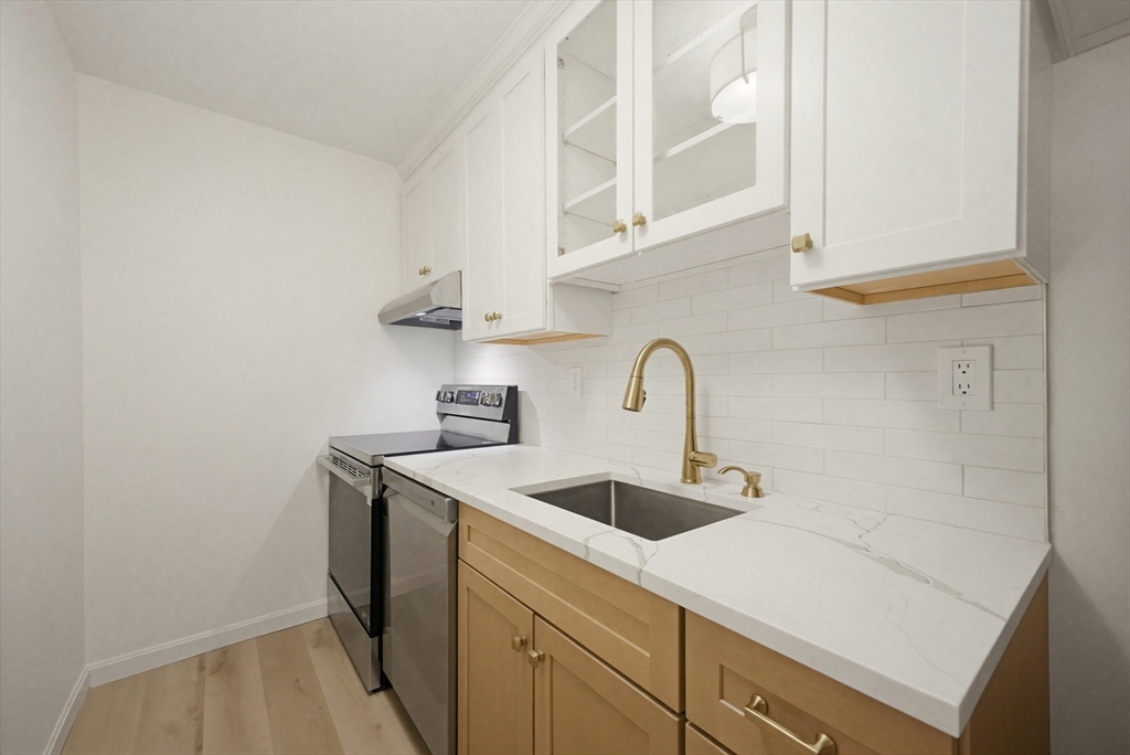 816 County Street, Unit 112 Taunton, MA 02780 - Photo 3 of 21
