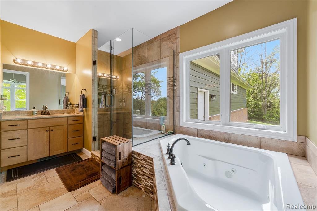 13085 Rohn Road Fenton, MI 48430 - Photo 18 of 52
