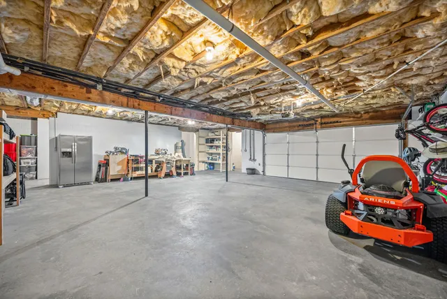 $874,900 | 2175 Jim Taylor Road, Woodlawn, TN 37191