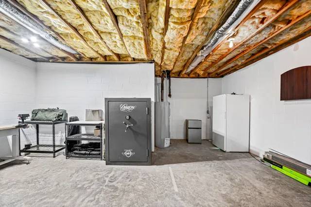 $874,900 | 2175 Jim Taylor Road, Woodlawn, TN 37191