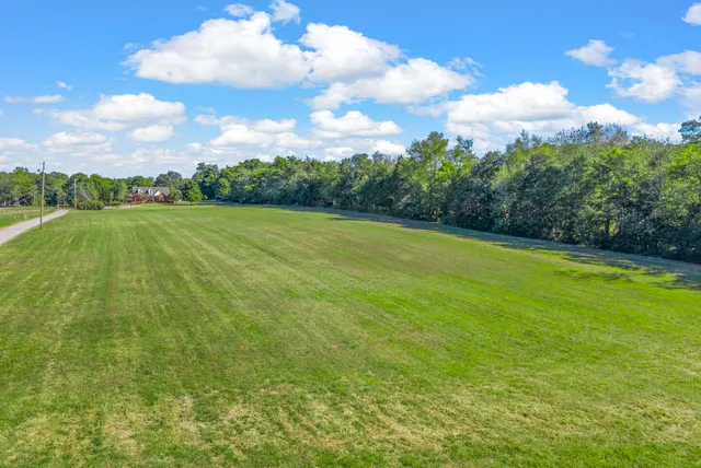 $874,900 | 2175 Jim Taylor Road, Woodlawn, TN 37191