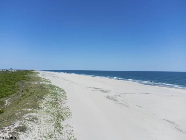 $3,250 | 25 Coquille, Unit 25, Brigantine, NJ 08203