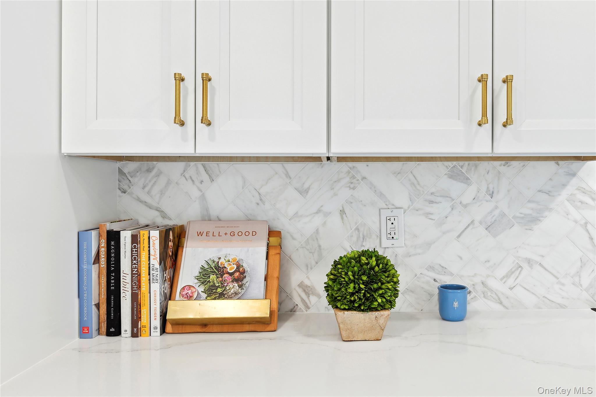 78 Water Hole Road East Hampton, NY 11937 - Photo 14 of 31