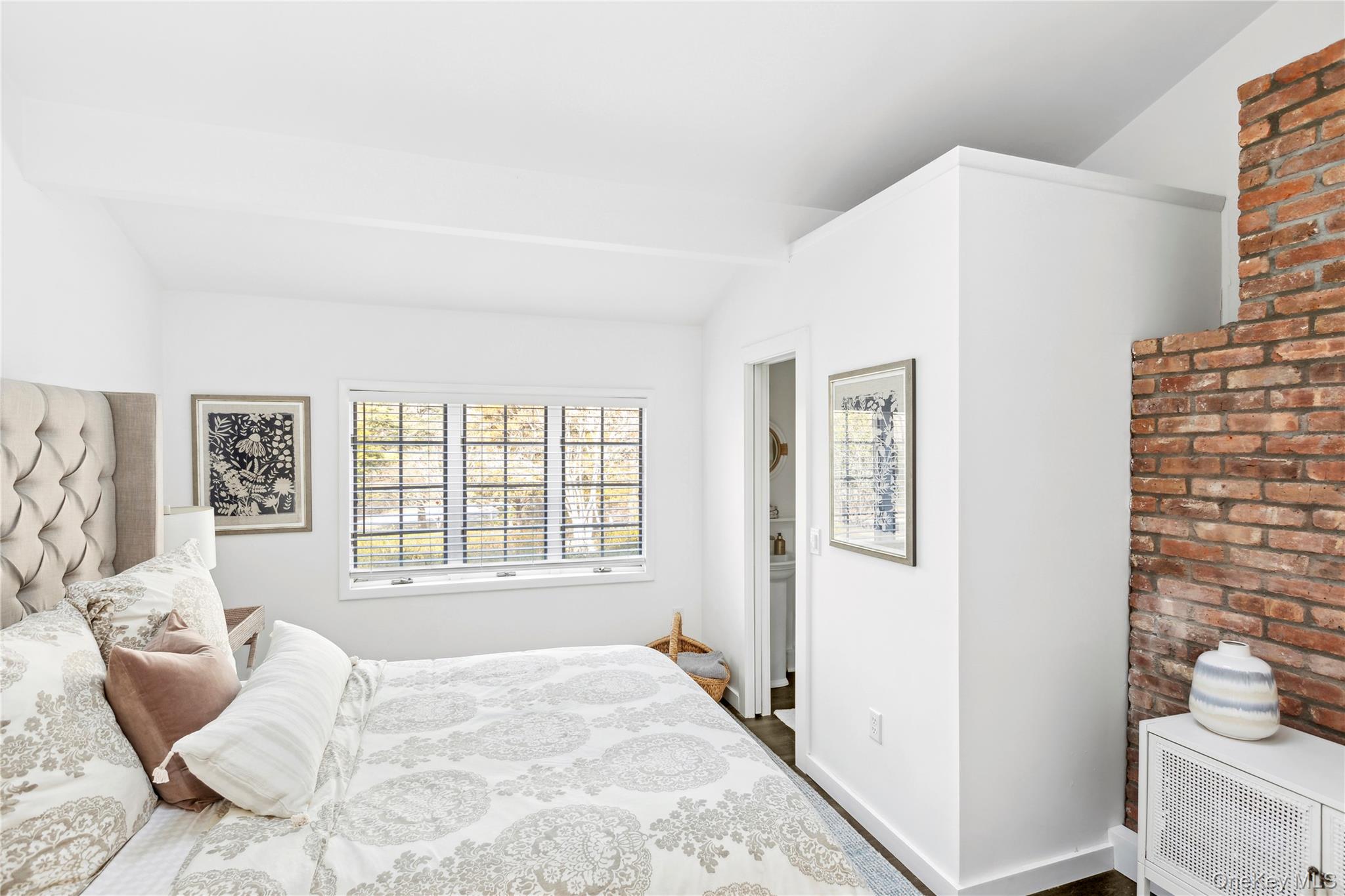 78 Water Hole Road East Hampton, NY 11937 - Photo 23 of 31