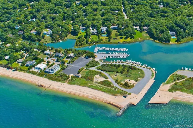 $1,695,000 | 78 Water Hole Road, East Hampton, NY 11937