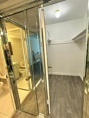 $500,000 | 5555 Collins Avenue, Unit 10B, Miami Beach, FL 33140