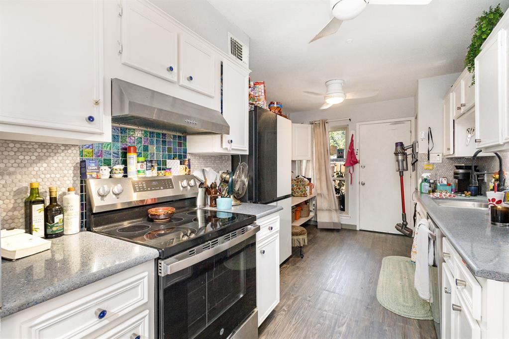 13611 Flagstone Lane Dallas, TX 75240 - Photo 11 of 35