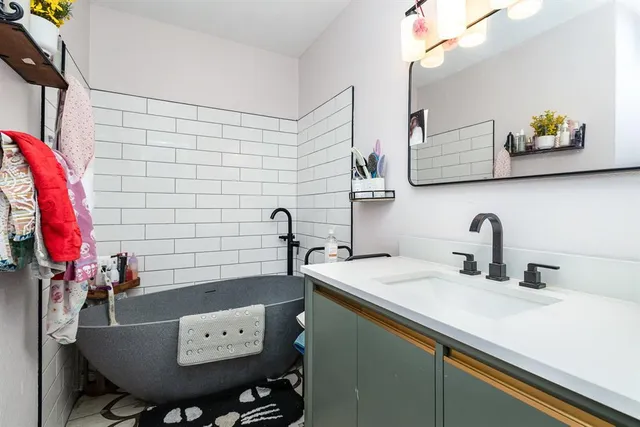 $262,500 | 13611 Flagstone Lane, Dallas, TX 75240