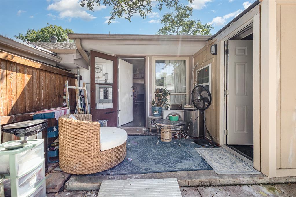 13611 Flagstone Lane Dallas, TX 75240 - Photo 30 of 35