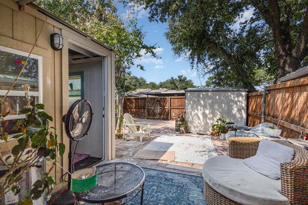 13611 Flagstone Lane Dallas, TX 75240 - Photo 31 of 35