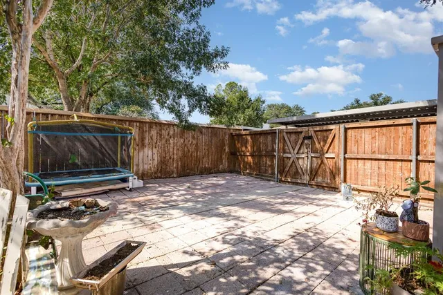 $262,500 | 13611 Flagstone Lane, Dallas, TX 75240