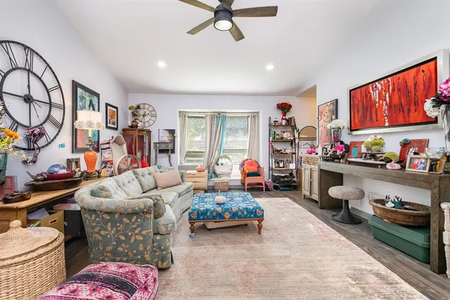 $262,500 | 13611 Flagstone Lane, Dallas, TX 75240