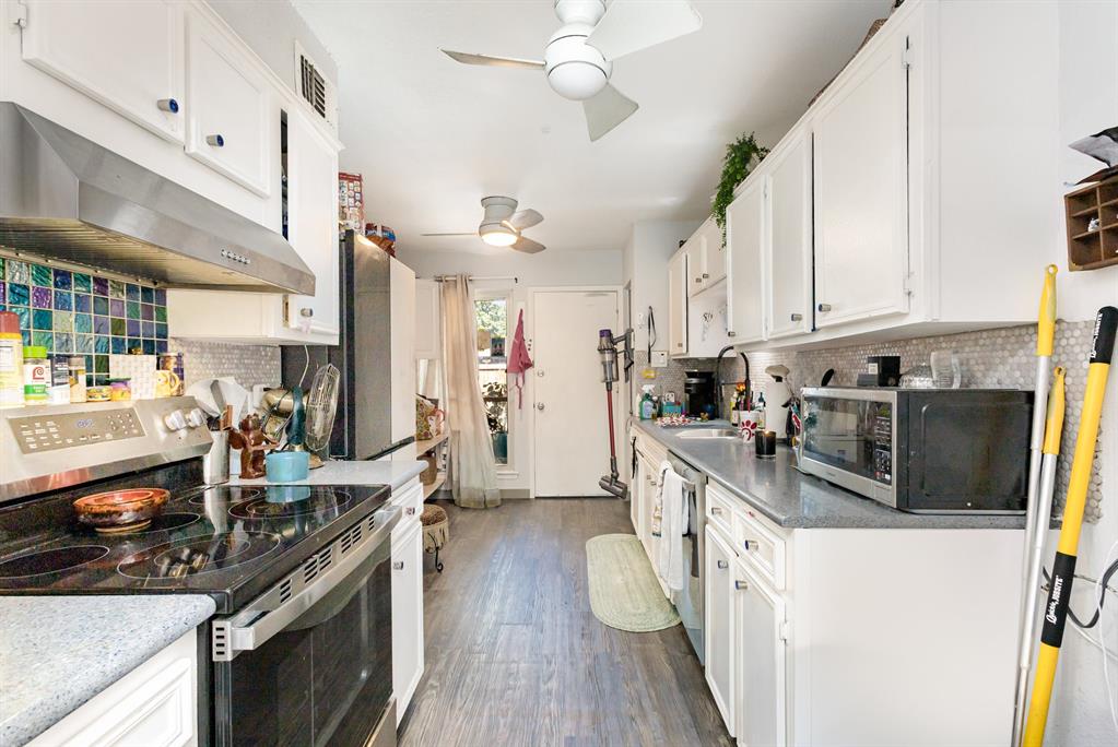 13611 Flagstone Lane Dallas, TX 75240 - Photo 10 of 35