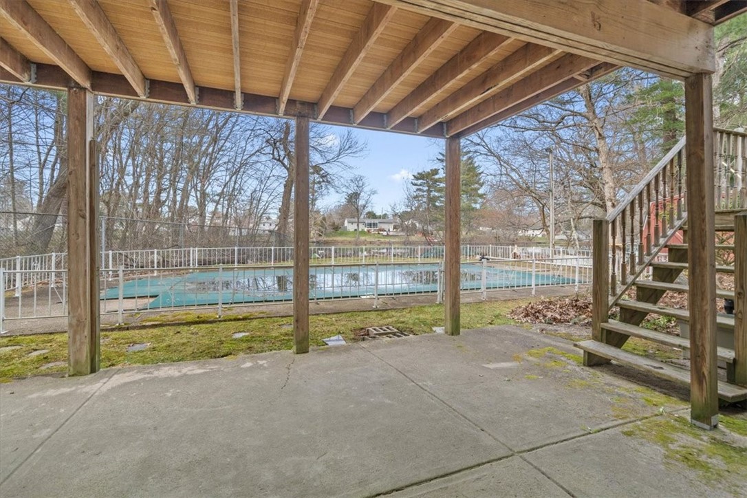 10 Jade Road Coventry, RI 02816 - Photo 29 of 45