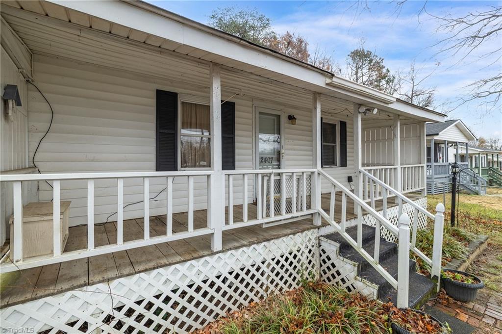 2407 Robbins Street High Point, NC 27263 - Photo 4 of 29 Gallery Image 4