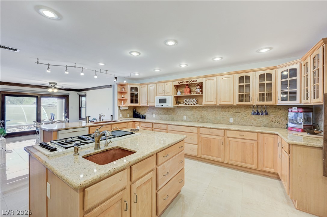 1591 Rocking Horse Drive Henderson, NV 89002 - Photo 19 of 74