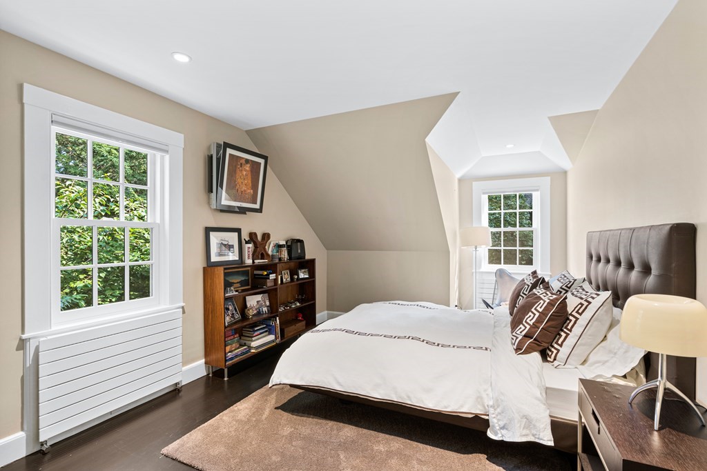 35 Wykeham Road Newton, MA 02465 - Photo 21 of 35