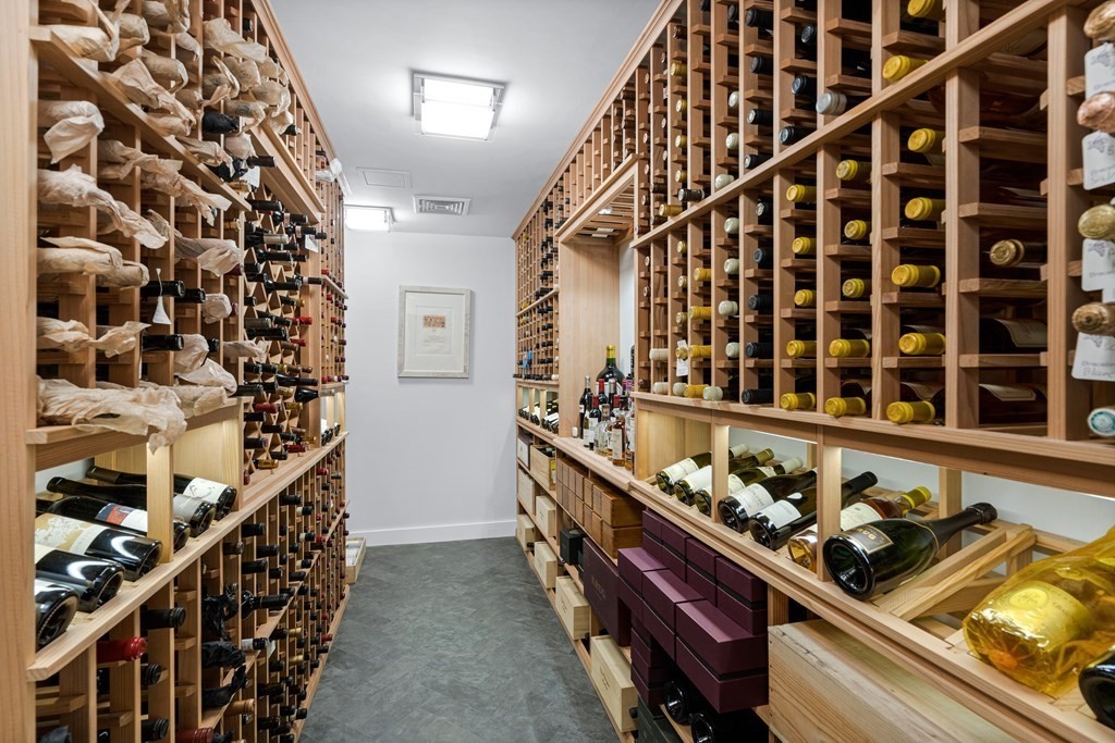 35 Wykeham Road Newton, MA 02465 - Photo 27 of 35