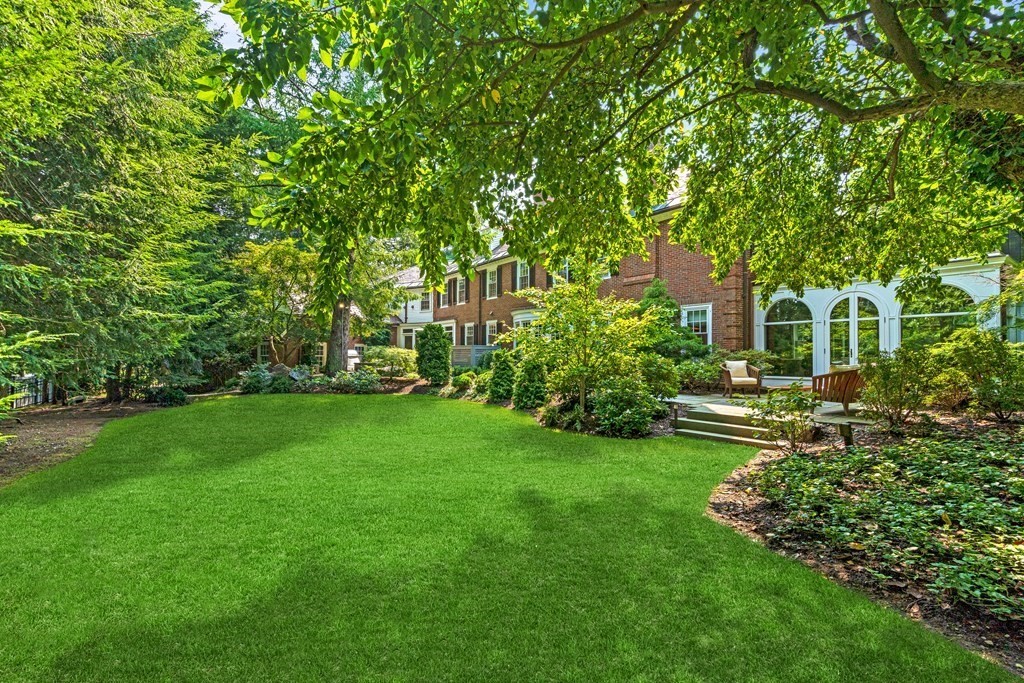 35 Wykeham Road Newton, MA 02465 - Photo 29 of 35