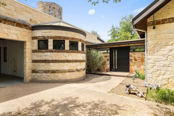 $1,800,000 | 412 Champions Drive, Georgetown, TX 78628