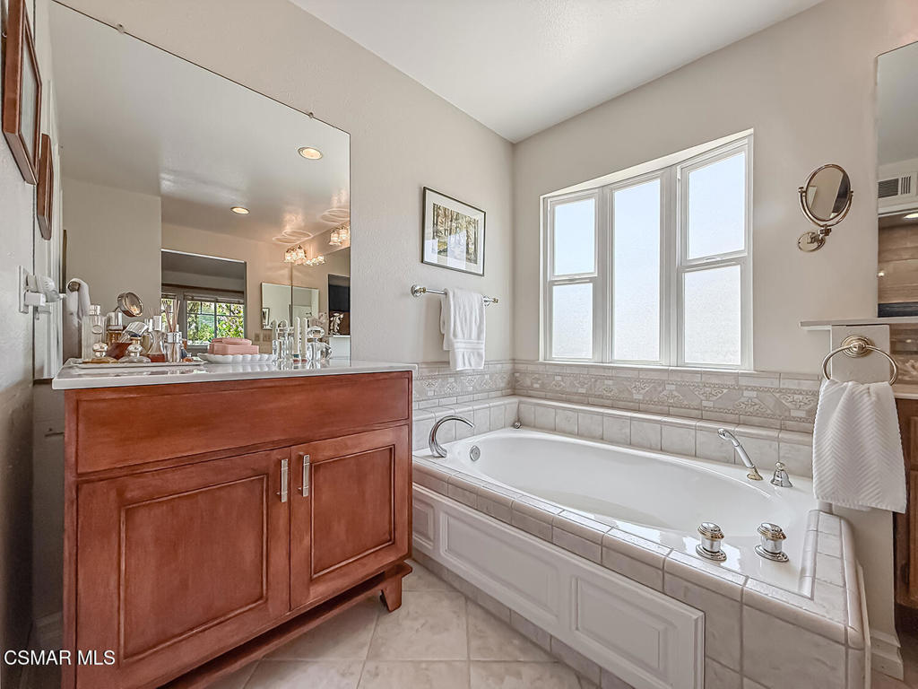 3029 Bianca Circle Simi Valley, CA 93063 - Photo 51 of 72