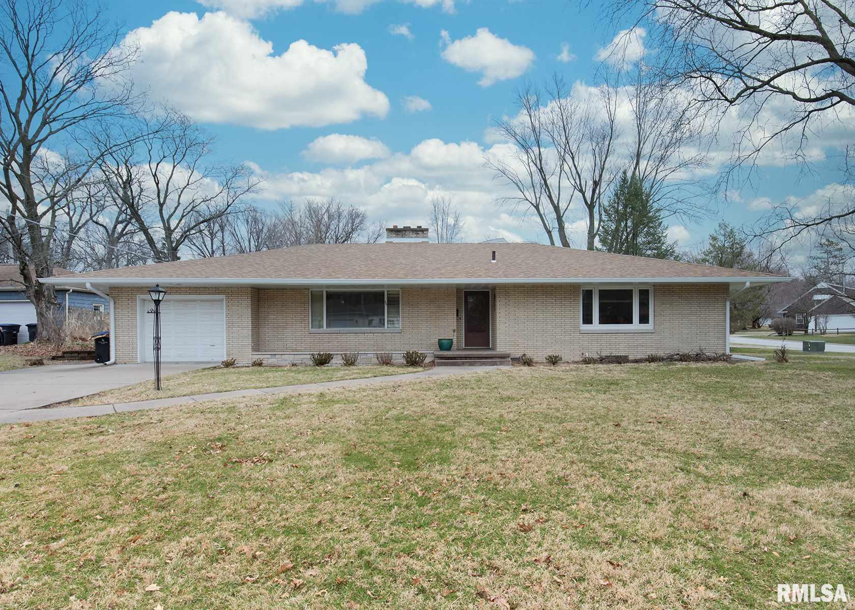 35 Woodley Road Rock Island, IL 61201 - Photo 1 of 30 Gallery Image 1
