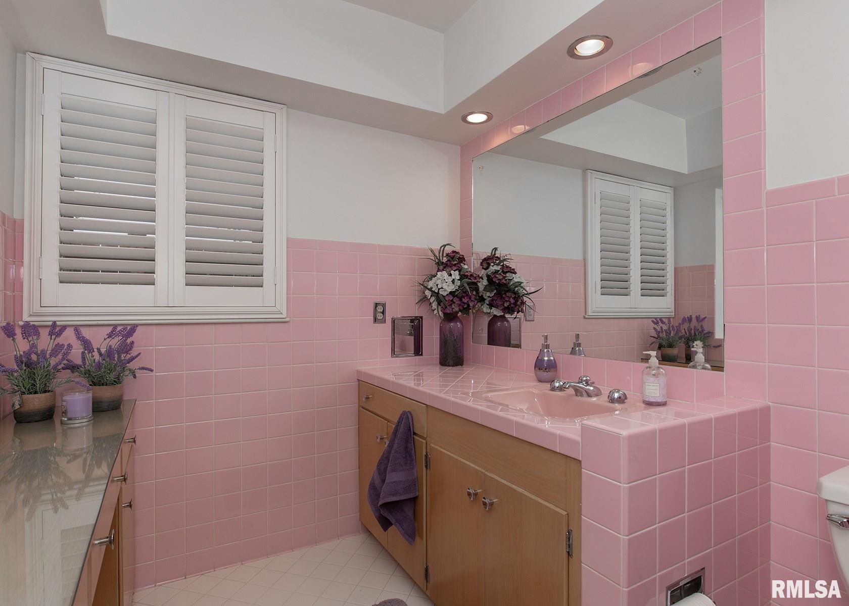 35 Woodley Road Rock Island, IL 61201 - Photo 18 of 30 Gallery Image 18