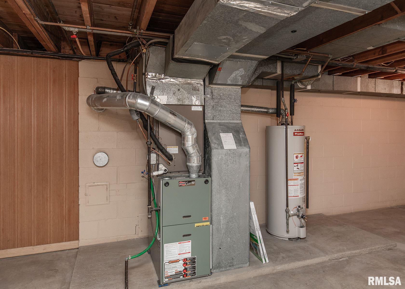 35 Woodley Road Rock Island, IL 61201 - Photo 23 of 30 Gallery Image 23