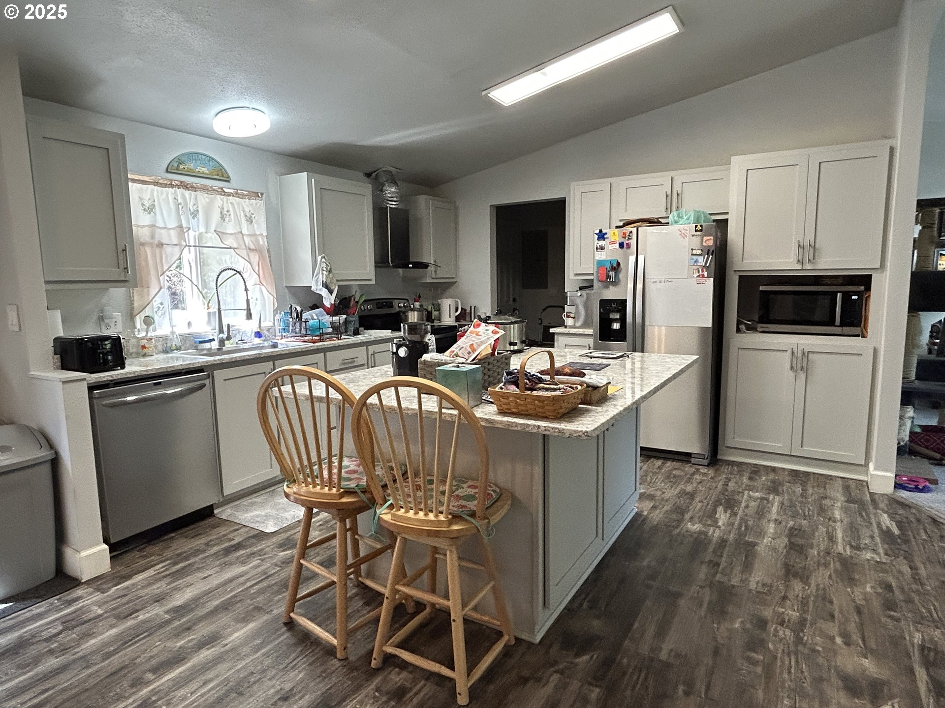 1538 Upper Cow Creek Road Azalea, OR 97410 - Photo 8 of 32 Kitchen