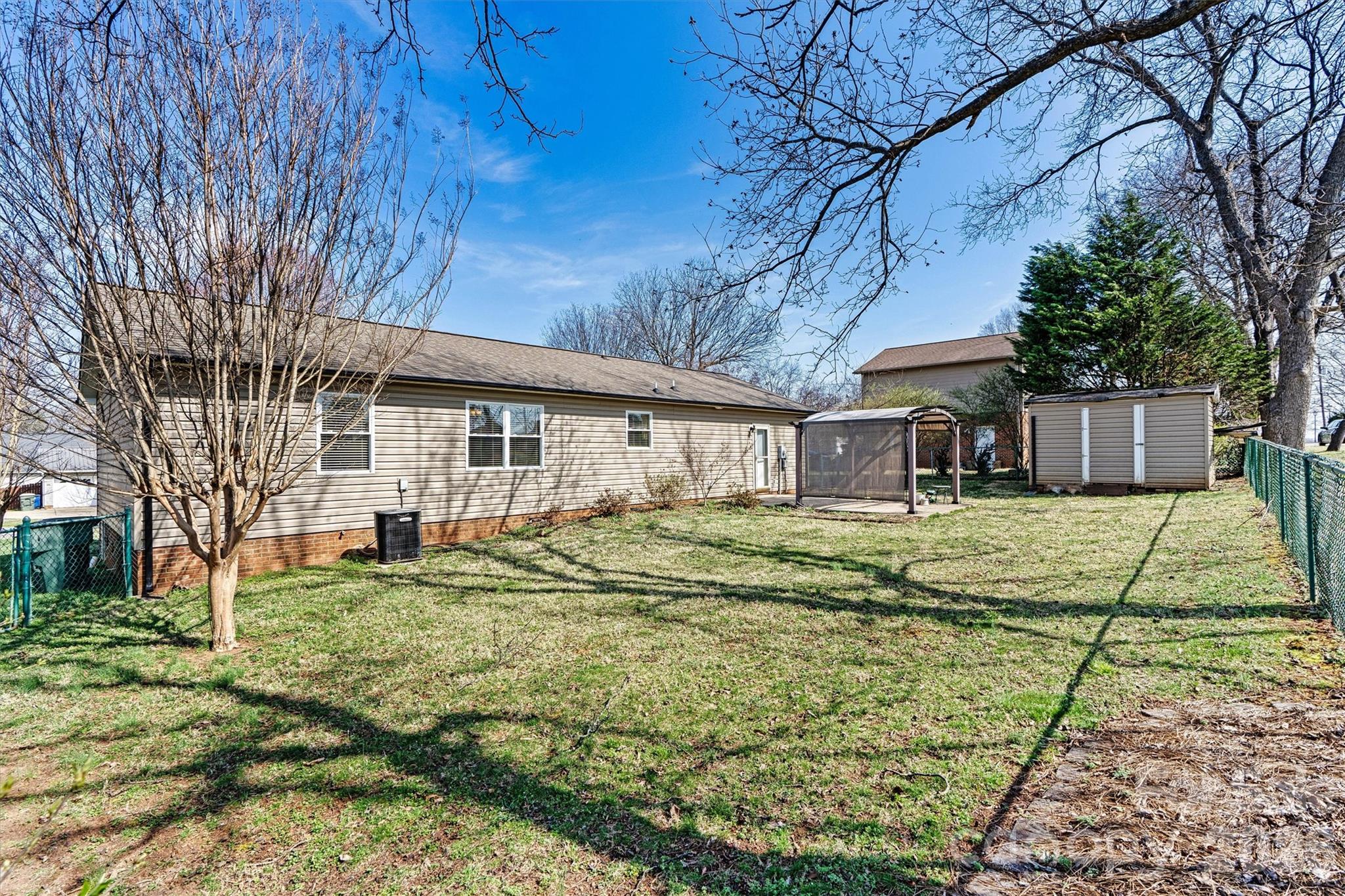 215 Towne Court Conover, NC 28613 - Photo 33 of 38