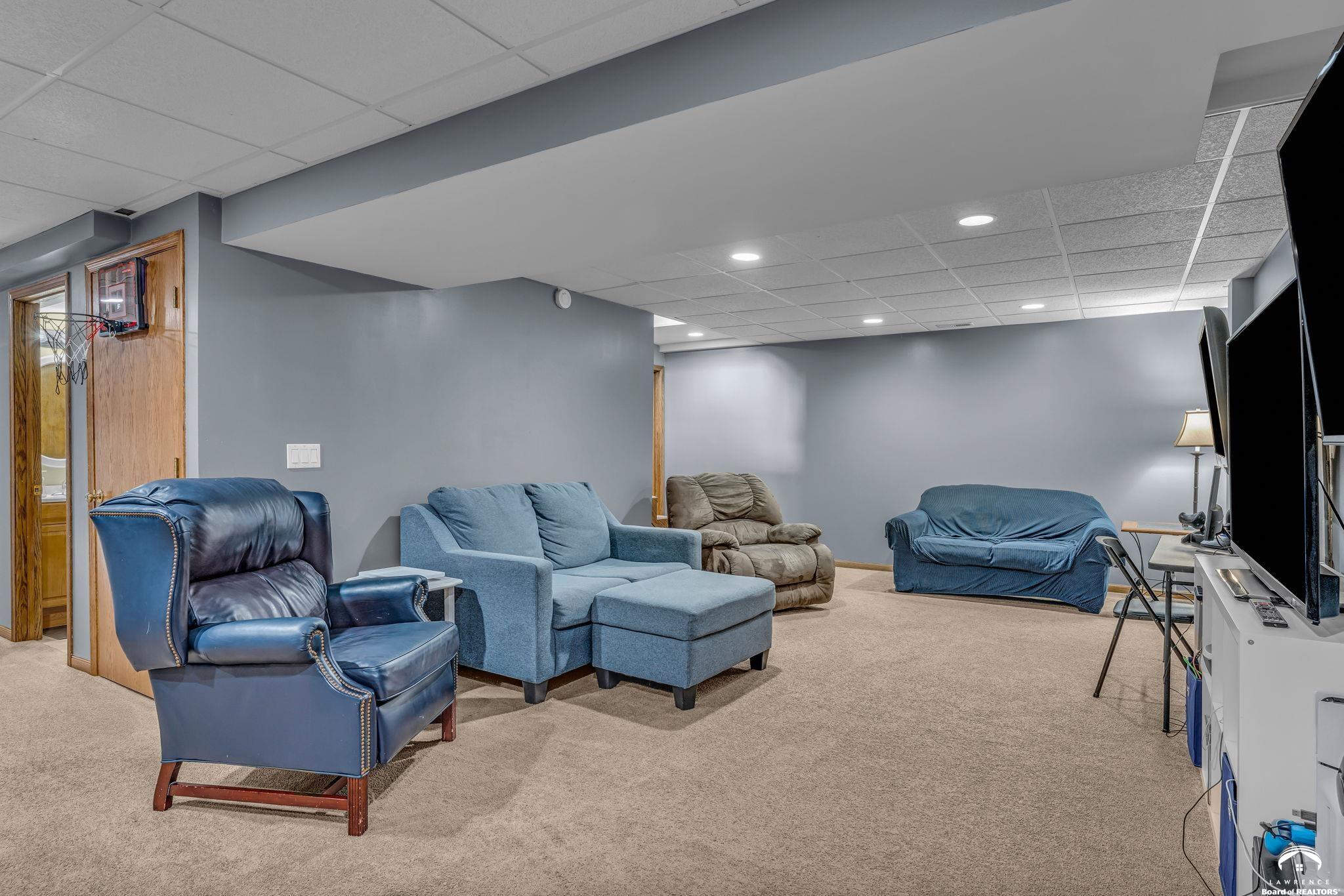 3921 West Monterey Place Lawrence, KS 66049 - Photo 42 of 56