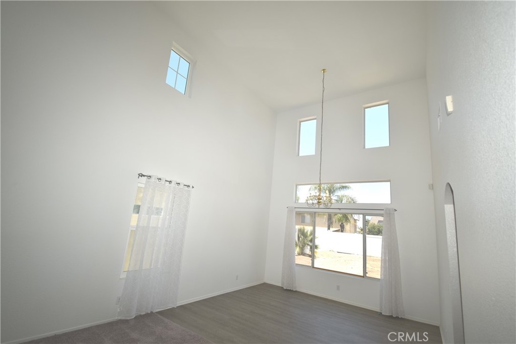 674 Myrtle Avenue Perris, CA 92571 - Photo 7 of 25