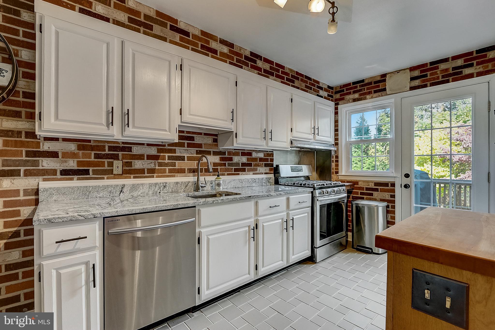 284 Stanmore Road Baltimore, MD 21212 - Photo 13 of 46 Gallery Image 13