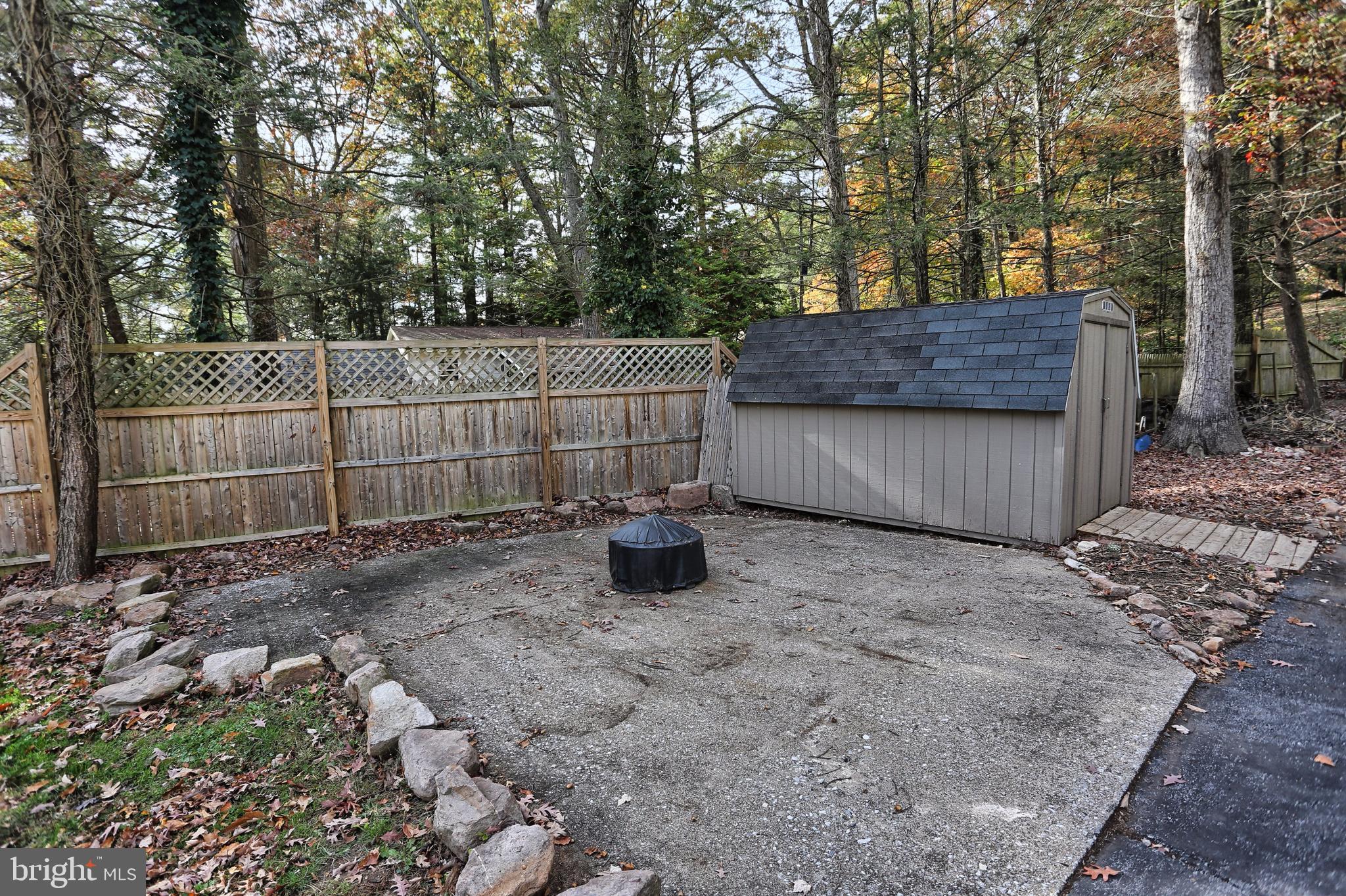 1716 Laurel Road Harrisburg, PA 17112 - Photo 20 of 28 Gallery Image 20