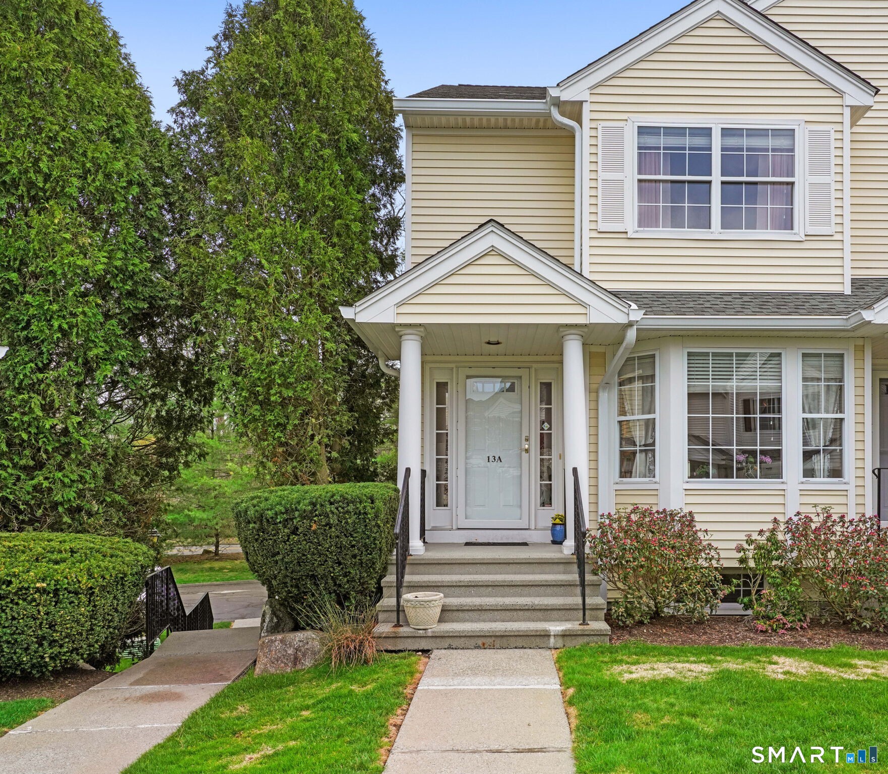180 Turn Of River Road, Unit 13A Stamford, CT 06905 - Photo 1 of 40 Welcome to 180 Turn of River Rd, Unit 13A!