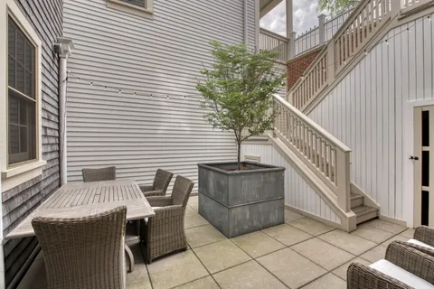 35 Church Street, Sag Harbor, NY 11963