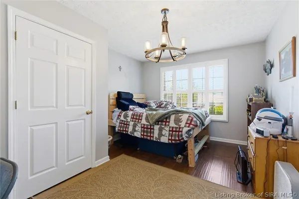 $435,000 | 1117 Lakeview Drive, Borden, IN 47106