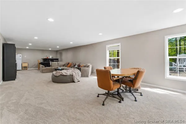 $435,000 | 1117 Lakeview Drive, Borden, IN 47106